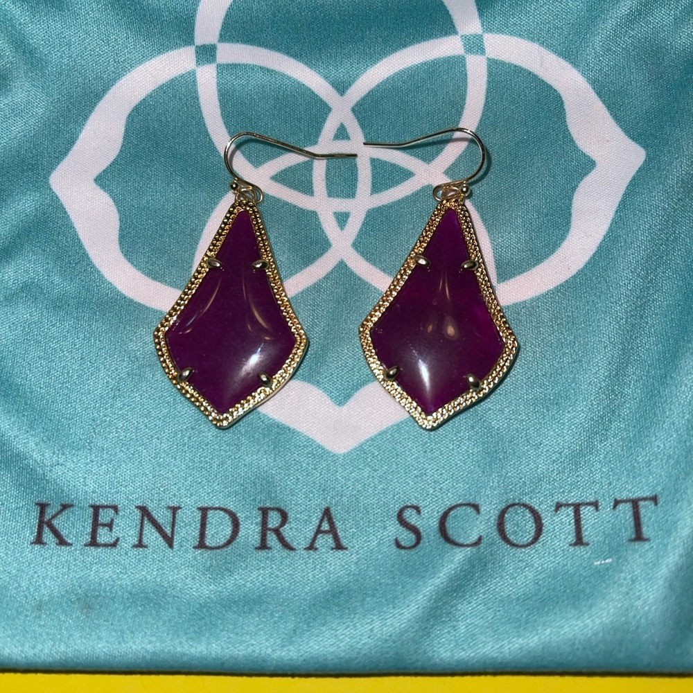 Kendra Scott Alex Purple earrings!